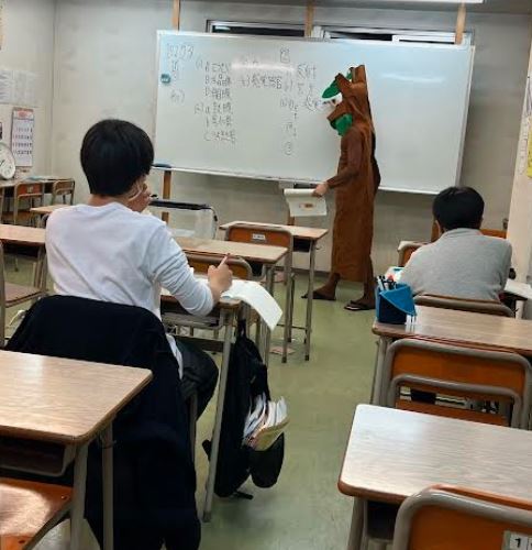 https://www.meirin-net.co.jp/classroom/sangoh/%E3%82%AD%E3%83%A3%E3%83%97%E3%83%81%E3%83%A3%E3%80%80%E6%9C%A8%EF%BC%96.JPG